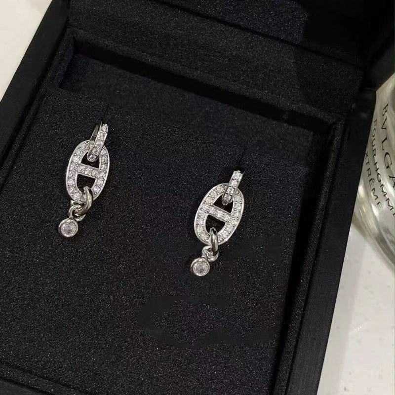 AURENA® CRYSTAL NOSE HOOP EARRINGS