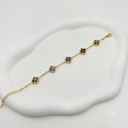 Chic Geometric Quatrefoil Statement Wristwear