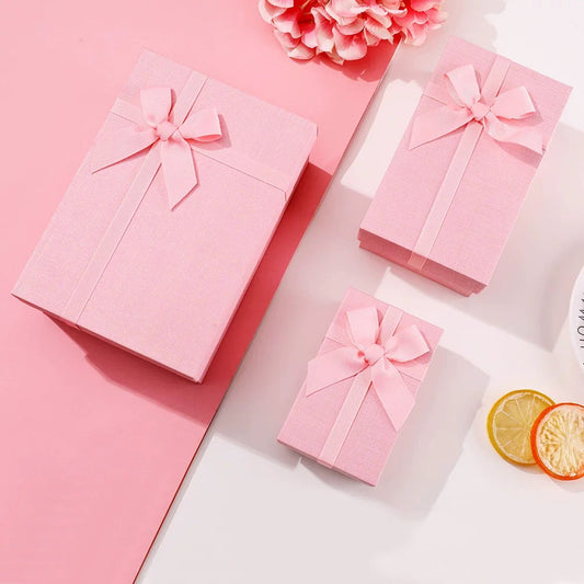 FREE AURENA®  PRIME GIFT BOX