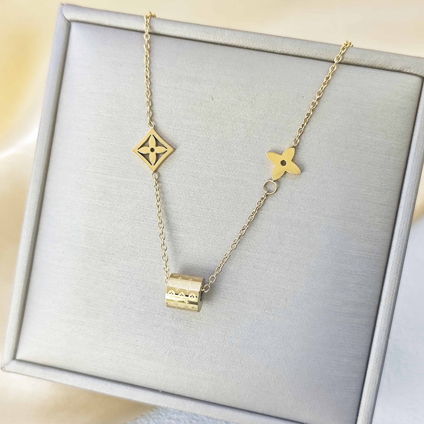 Chic Tarnish-Free Monogram Lucky Clover Choker