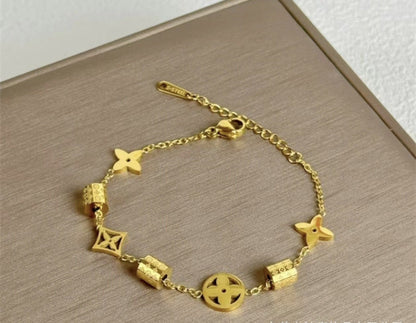 AURENA® CLOVER GRACE BRACELET