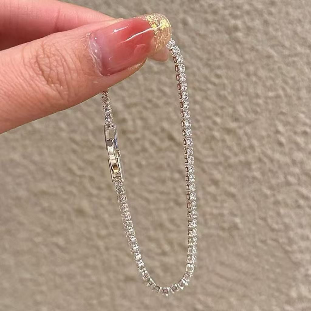 Shimmering Azure Clover Zircon Bracelet