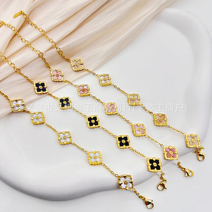 Chic Geometric Quatrefoil Statement Wristwear
