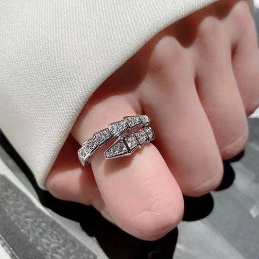 AURENA® FULL PAVÉ SNAKEBONE RING