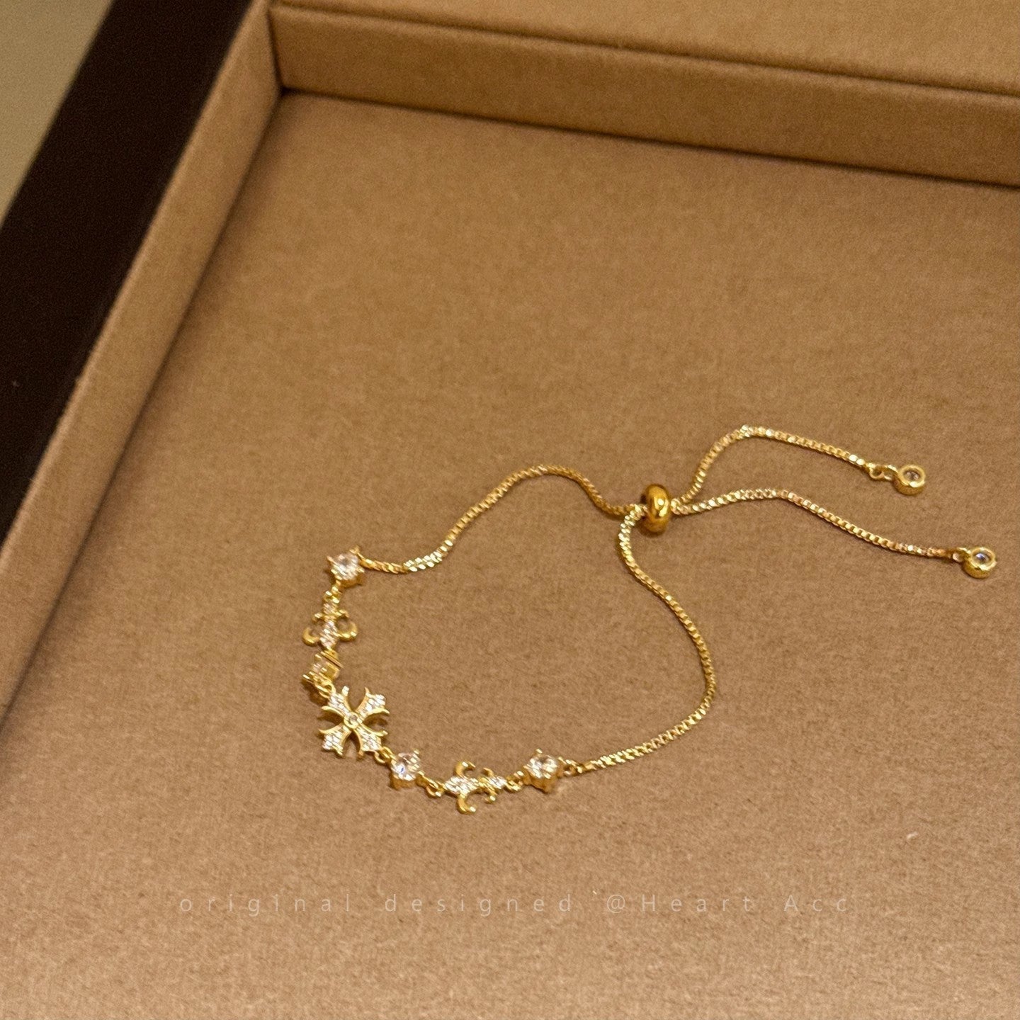 Pavé Cross Slider Bracelet