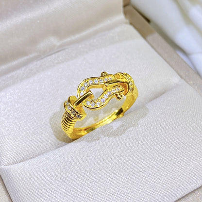 AURENA® PAVÉ HORSEBIT TWISTED RING