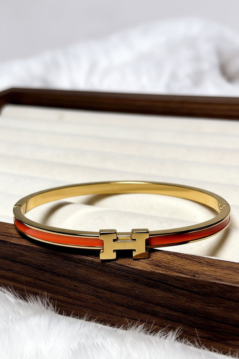 Slim Enamel 'H' Clasp Bangle