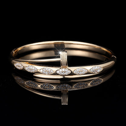 18K Gold Plated Nail Motif Bangle