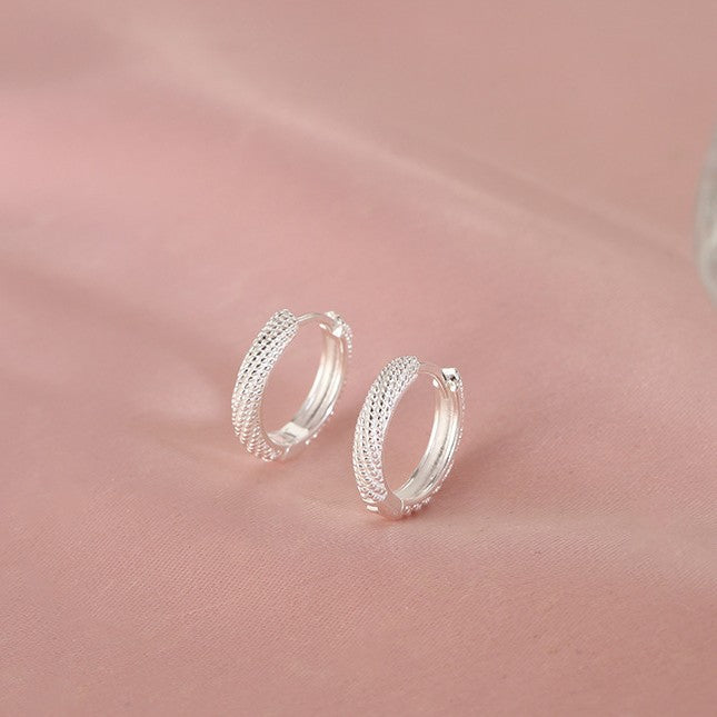 AURENA® TWISTED EAR CUFF