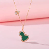 Champagne + Green