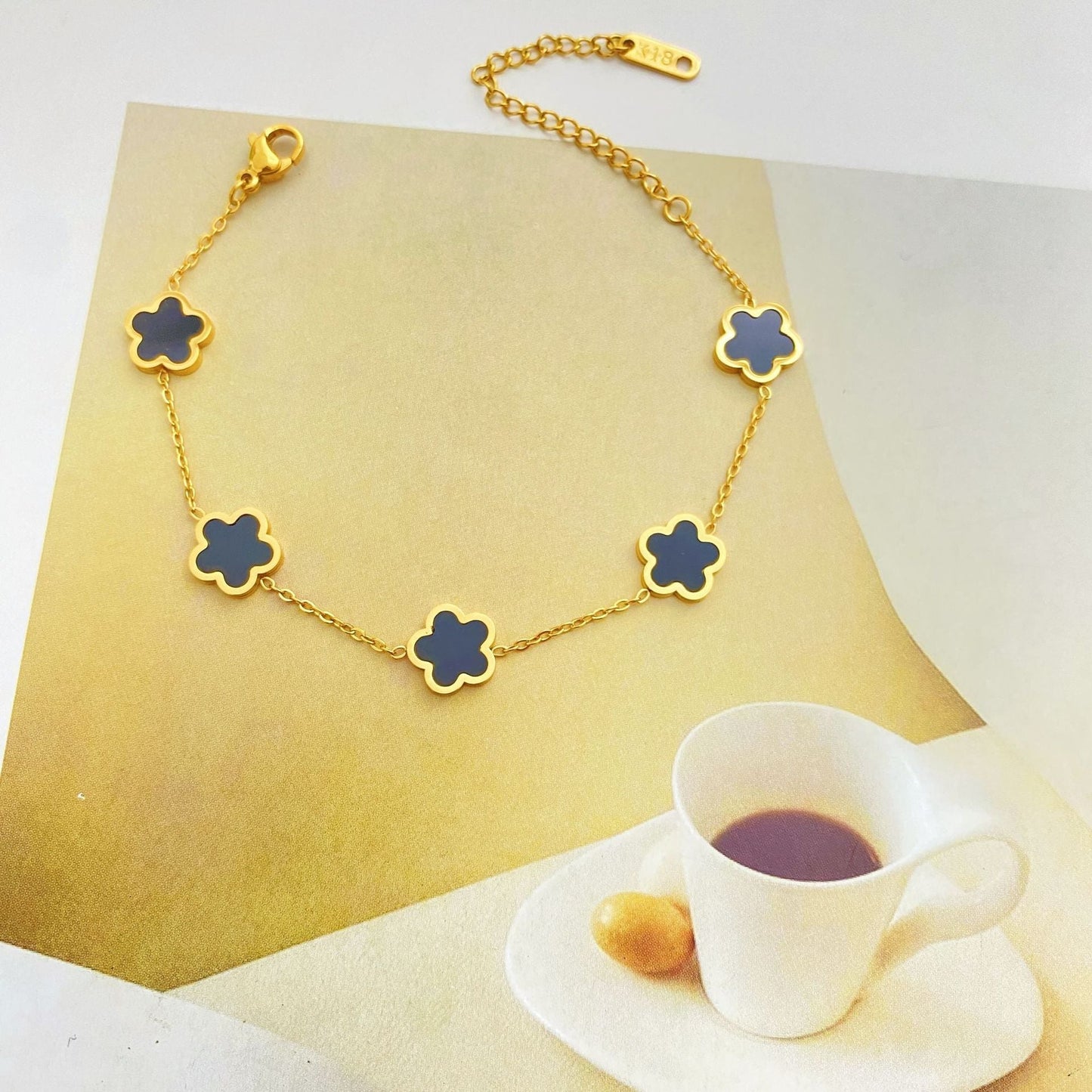 AURENA® CLOVER GRACE BRACELET