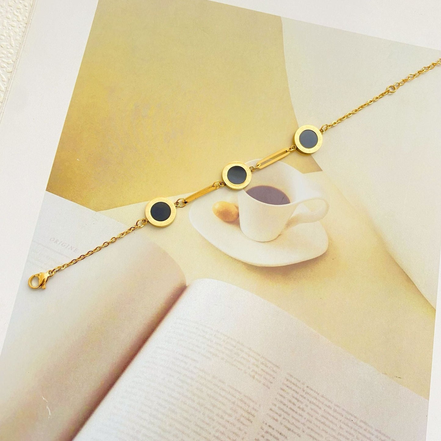 AURENA® CLOVER GRACE BRACELET