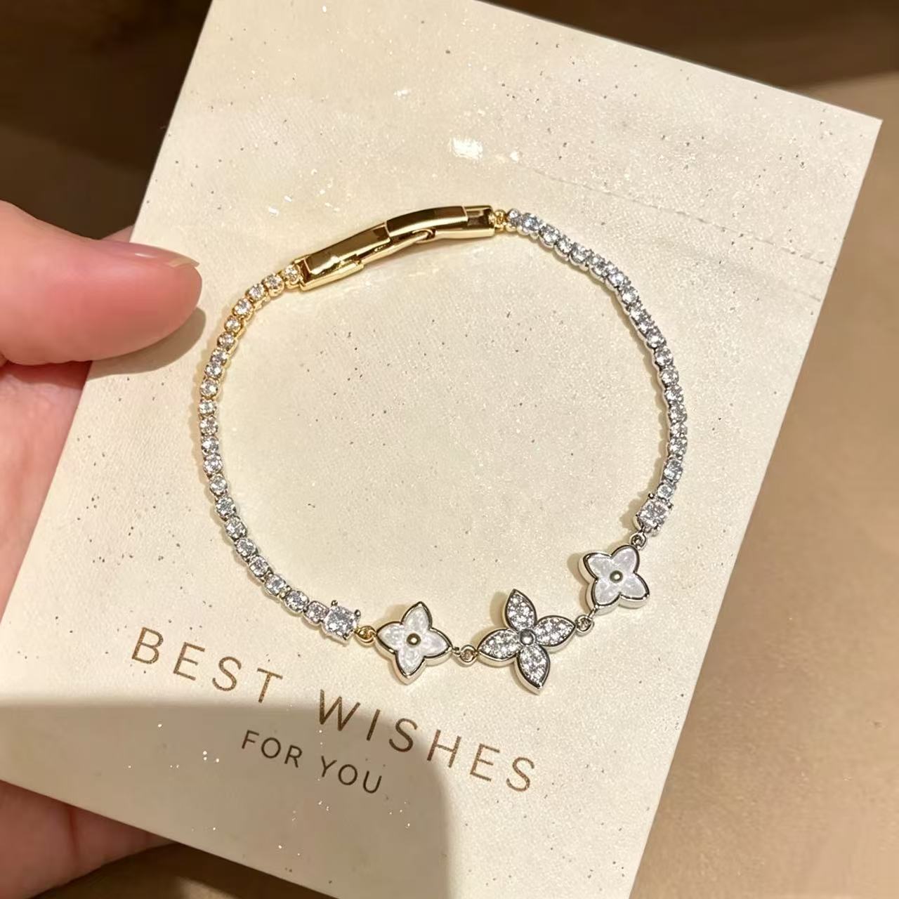 Shimmering Azure Clover Zircon Bracelet