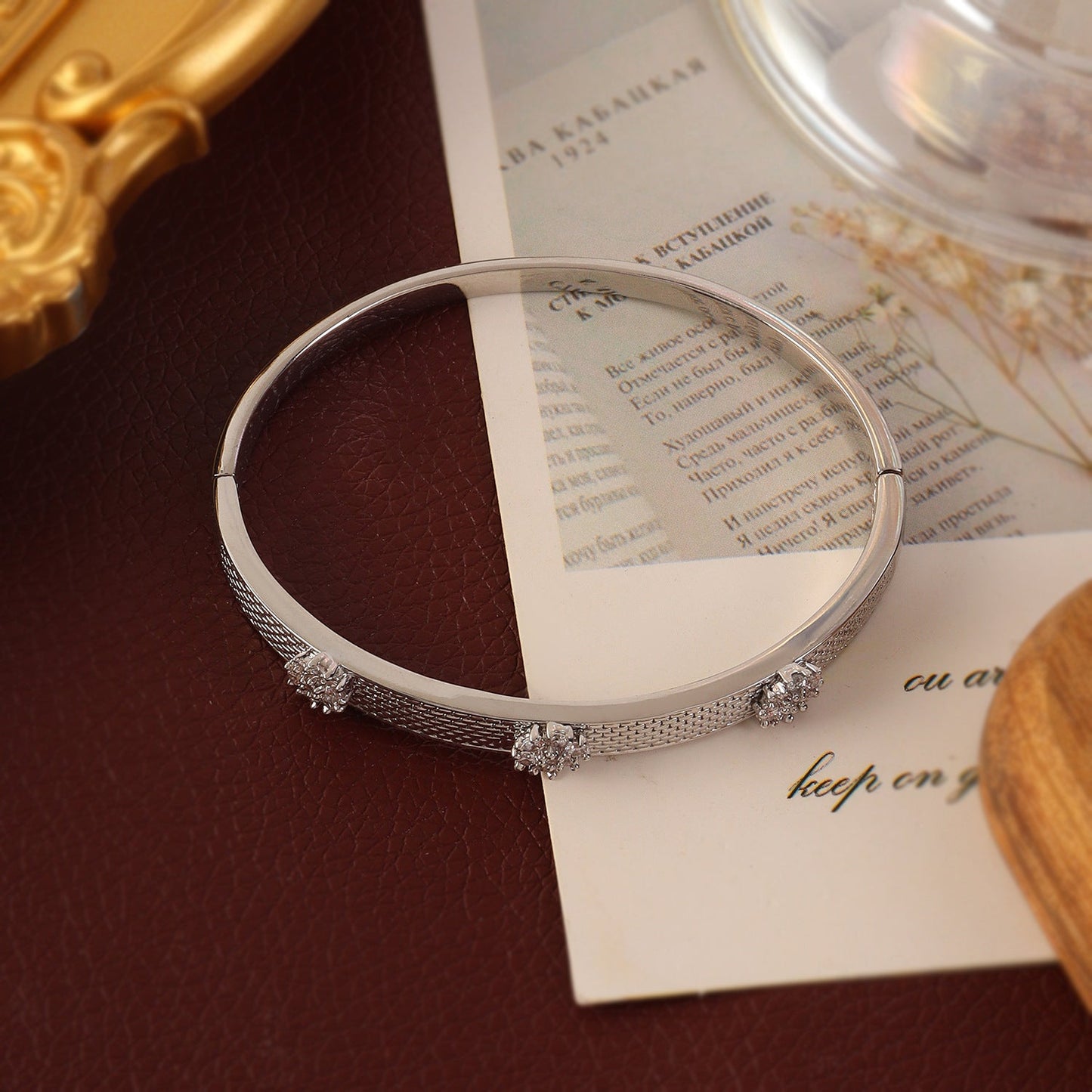 Floral Pavé Quatrefoil Bangle