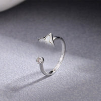 White Gold + Pointed Flower