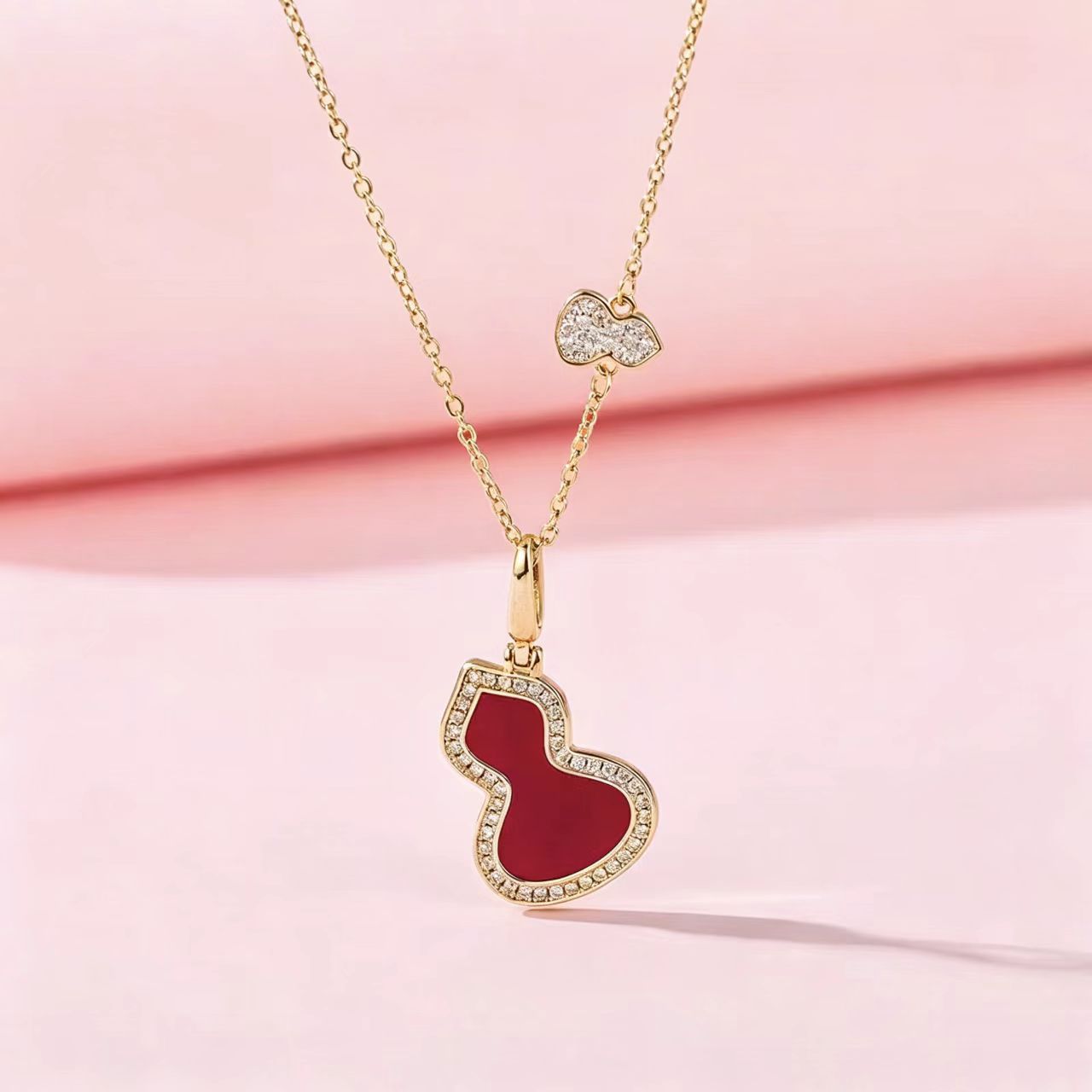 Chic Double-Gourd Lucky Pendant Choker