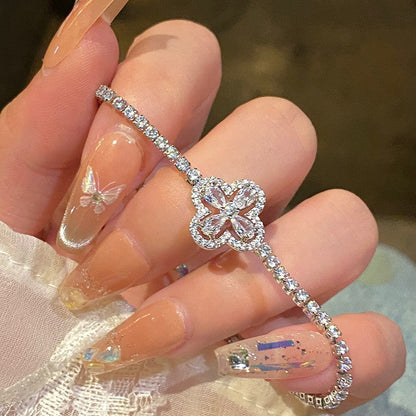 Shimmering Azure Clover Zircon Bracelet