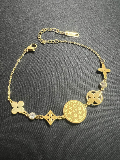 AURENA® CLOVER GRACE BRACELET