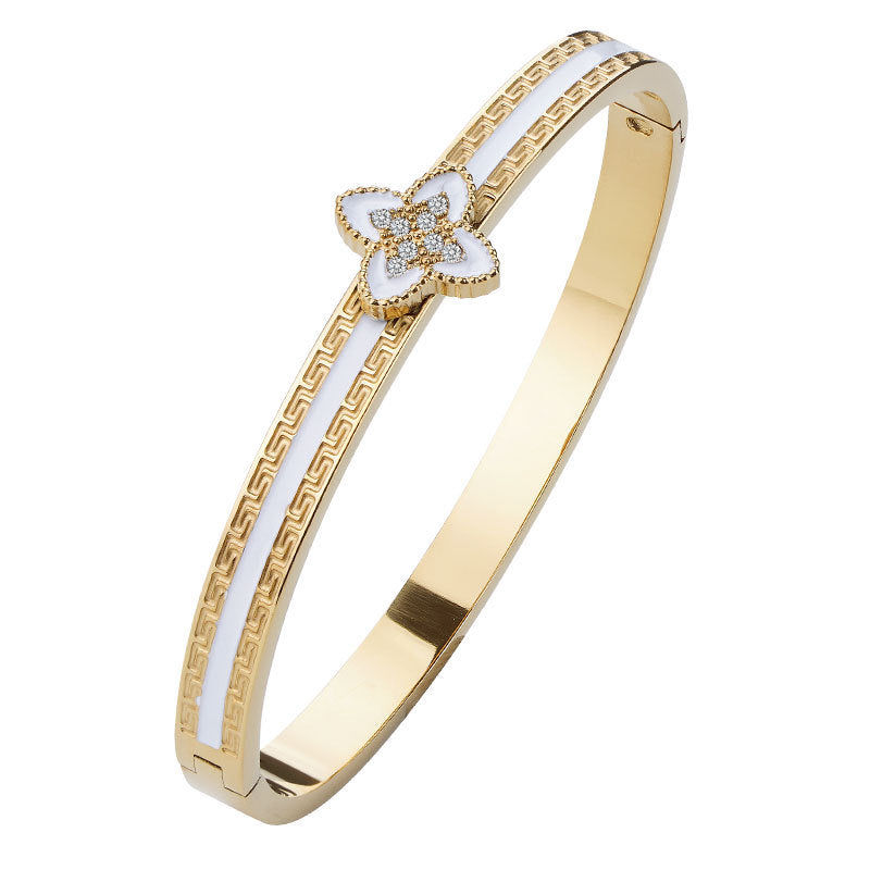 Golden Oval Minimalist Bangle
