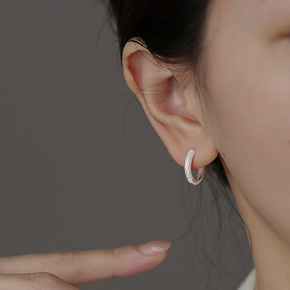 AURENA® TWISTED EAR CUFF