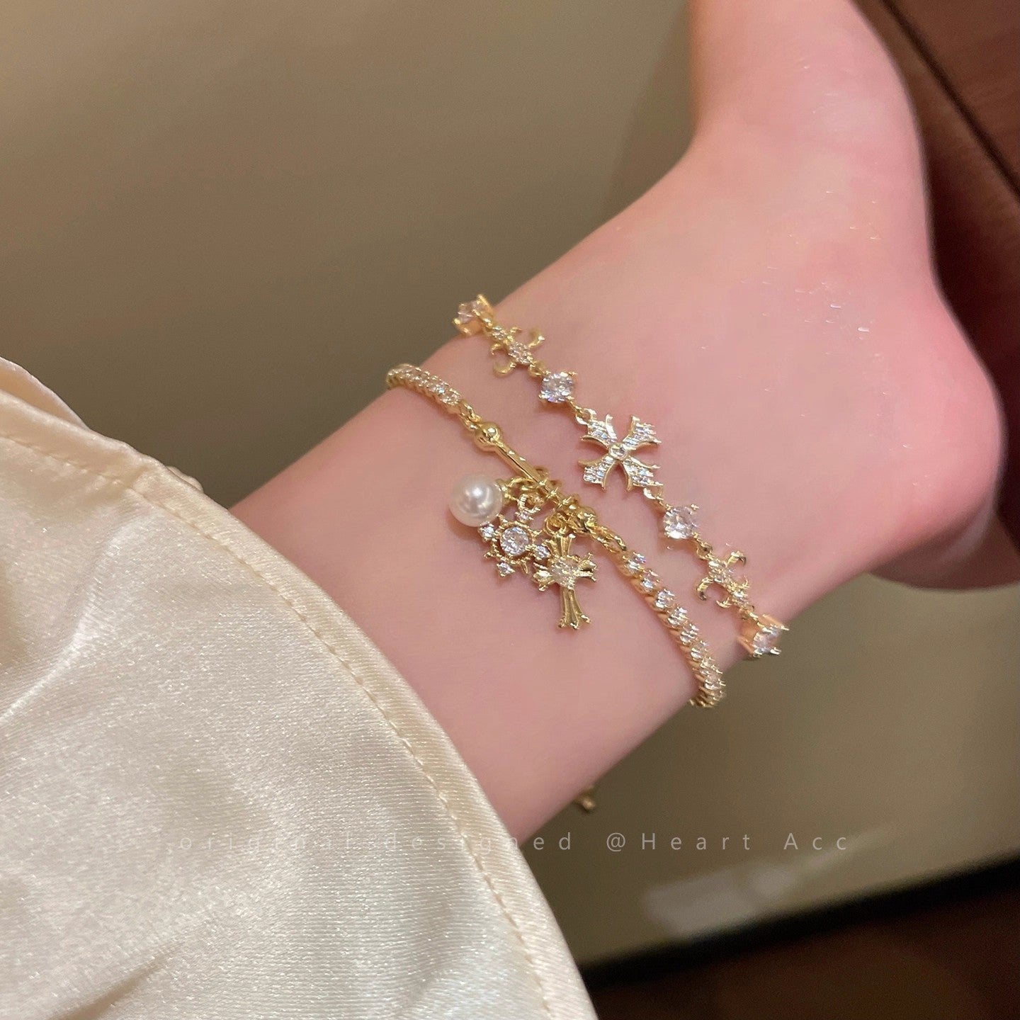 Pavé Cross Slider Bracelet